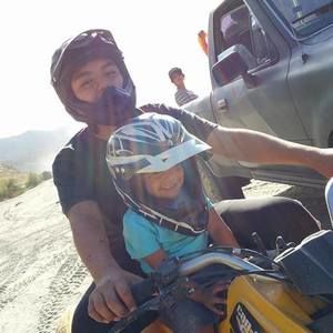 Meet your Posher, Moises